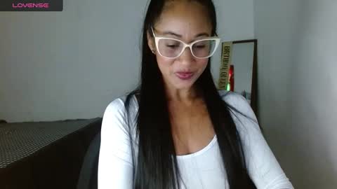 EMILY online show from February 9, 9:28 pm