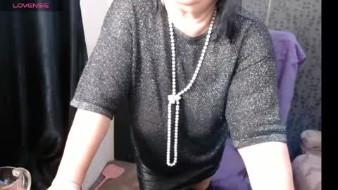 Snapshot of madam_sanjanne chatting on January 26, 3:59 am Madam Sanjanne online show from January 26, 3:59 am