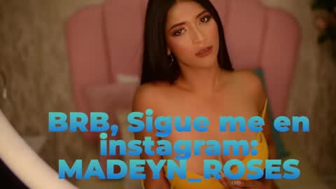 madelyn roses online show from December 7, 4:04 am