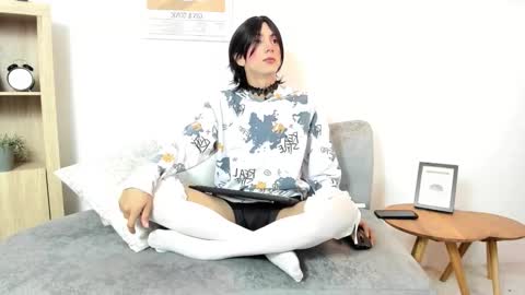 madison_muse1 online show from September 20, 1:25 pm