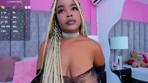 Madisson Lopez online show from January 18, 12:02 am