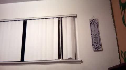 magdalena_805 online show from January 29, 1:38 pm