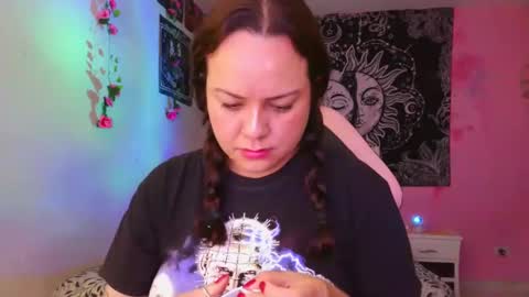 Snapshot of magic_clairewitch chatting on March 5, 1:31 am Claire online show from March 5, 1:31 am
