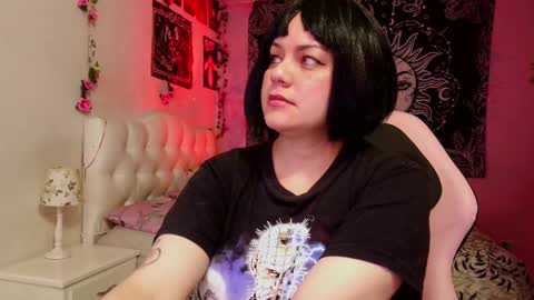 Snapshot of magic_clairewitch chatting on February 16, 1:14 am Claire online show from February 16, 1:14 am