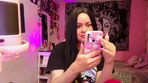 Snapshot of magic_clairewitch chatting on January 20, 2:22 am Claire online show from January 20, 2:22 am