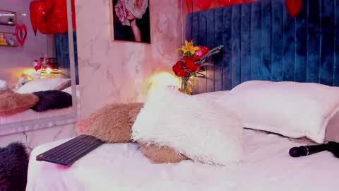 koko gomez online show from February 19, 8:12 am