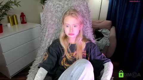 Snapshot of malenaernman chatting on February 22, 10:18 am Malena online show from February 22, 10:18 am