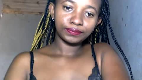 malinah01 online show from January 5, 6:24 am