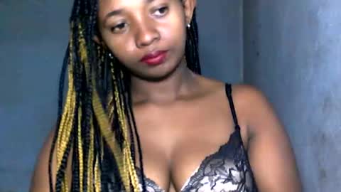 malinah01 online show from January 4, 3:39 pm