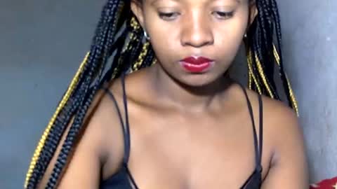 malinah01 online show from January 6, 3:53 am