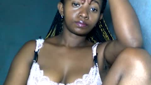 malinah01 online show from January 13, 3:58 pm