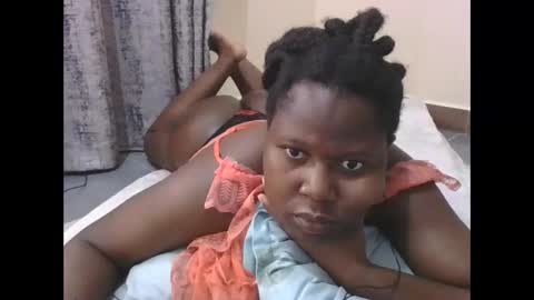 Snapshot of mamasita2023 chatting on February 3, 6:34 am mamasita2023 online show from February 3, 6:34 am