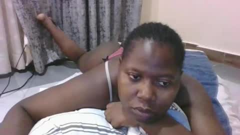 Snapshot of mamasita2023 chatting on March 9, 4:05 am mamasita2023 online show from March 9, 4:05 am