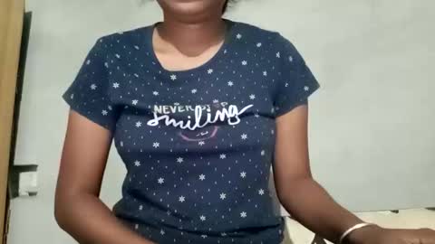 manreet_sen23 online show from September 19, 1:32 am