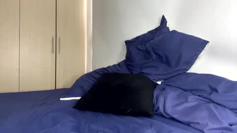 Snapshot of manuel__brown chatting on January 17, 6:44 pm Manuel online show from January 17, 6:44 pm