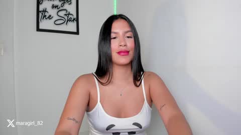 Snapshot of maragirl chatting on January 9, 11:02 pm Mara online show from January 9, 11:02 pm