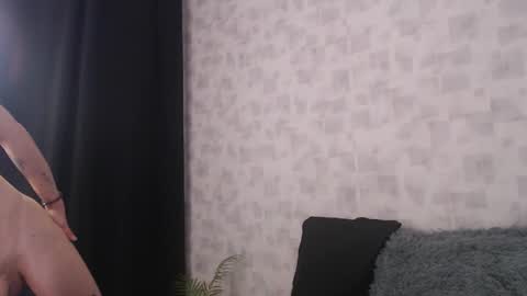 Snapshot of marc_solo chatting on February 25, 12:27 pm marc_solo online show from February 25, 12:27 pm