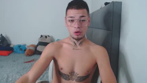 Snapshot of marcelo_m1lk chatting on September 14, 2:07 pm marcelo_m1lk online show from September 14, 2:07 pm
