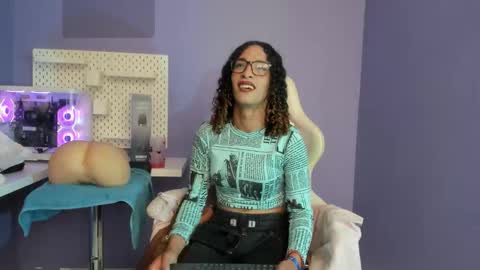 Snapshot of marfilastrom chatting on September 8, 7:13 pm marfilastrom online show from September 8, 7:13 pm
