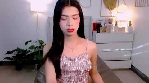 Snapshot of margaret_deluxe chatting on January 20, 12:25 am MARGARET online show from January 20, 12:25 am