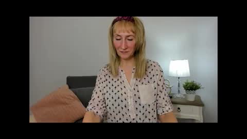margaretmature online show from February 28, 1:47 pm