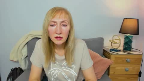 margaretmature online show from January 19, 2:17 pm