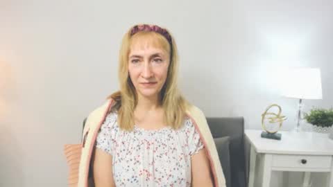 margaretmature online show from February 15, 9:16 am