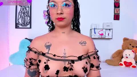 Mari Sweett  online show from February 21, 6:37 pm