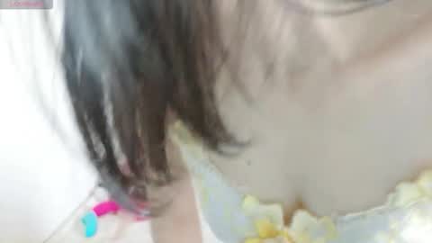 Snapshot of mari_tokyo chatting on September 14, 6:26 am Mari online show from September 14, 6:26 am