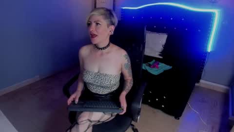 Maria fernanda online show from January 21, 1:08 am