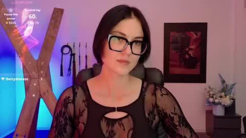 Maria Fitch online show from September 15, 3:46 pm