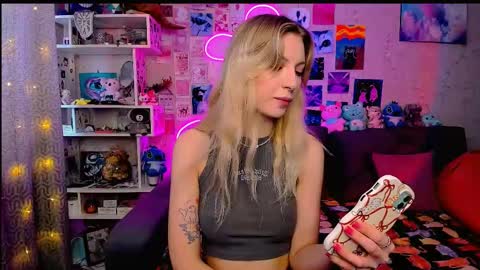 Maria online show from February 13, 4:00 am