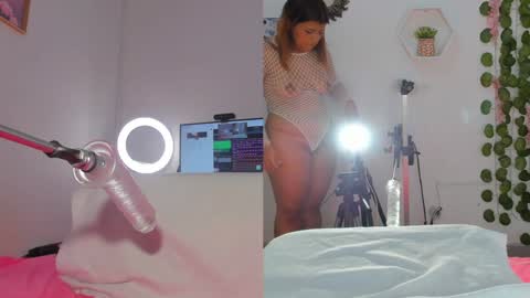 Maria Jones  online show from January 24, 1:56 am