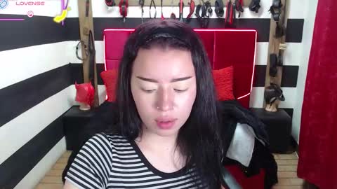 Snapshot of marian_ran_ chatting on September 19, 3:21 am Marian online show from September 19, 3:21 am