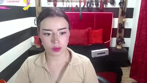 Snapshot of marian_ran_ chatting on September 22, 4:27 am Marian online show from September 22, 4:27 am