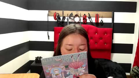 Snapshot of marian_ran_ chatting on February 24, 5:33 am Marian online show from February 24, 5:33 am