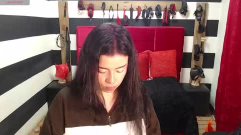 Snapshot of marian_ran_ chatting on September 15, 2:46 am Marian online show from September 15, 2:46 am