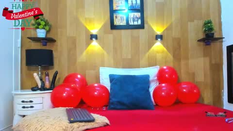 Snapshot of mariana_aangel chatting on February 14, 8:15 pm Mariana Angel online show from February 14, 8:15 pm