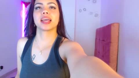 Snapshot of maribelsex303av chatting on February 22, 11:46 am maribelsex303av online show from February 22, 11:46 am