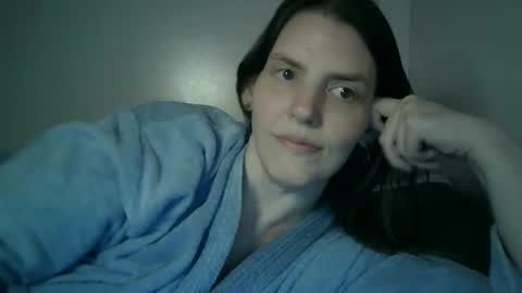 Snapshot of mariejojo chatting on February 26, 3:57 am Mariejojo online show from February 26, 3:57 am
