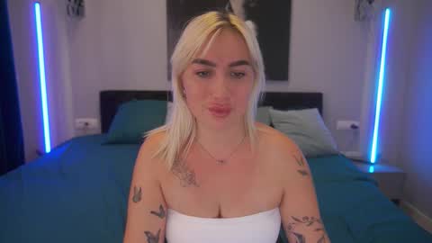 Snapshot of mariellavv chatting on September 15, 1:01 pm Mariella online show from September 15, 1:01 pm
