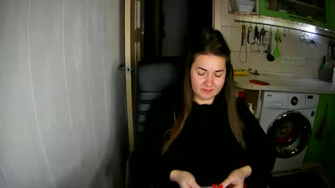 MarinettaQhot online show from December 27, 4:32 pm