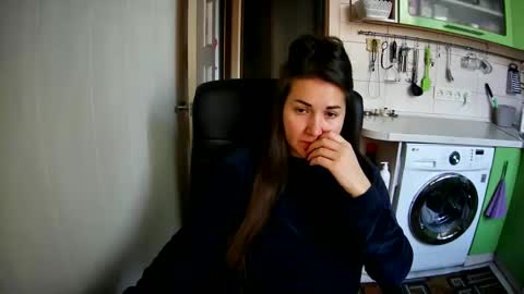 MarinettaQhot online show from January 5, 12:42 pm