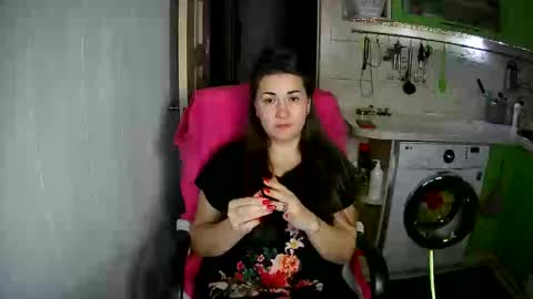 MarinettaQhot online show from January 24, 6:35 pm
