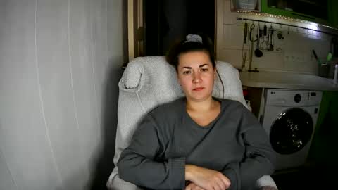 MarinettaQhot online show from December 5, 8:38 pm
