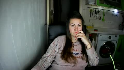 MarinettaQhot online show from December 25, 8:28 pm