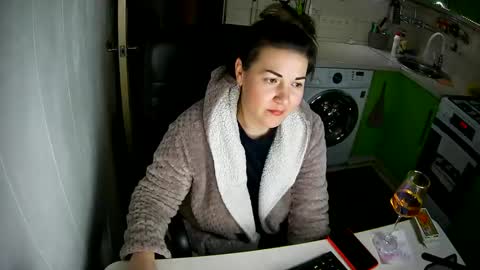 MarinettaQhot online show from February 17, 7:12 pm