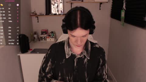 Snapshot of markcarthy chatting on January 4, 7:23 pm Mark online show from January 4, 7:23 pm