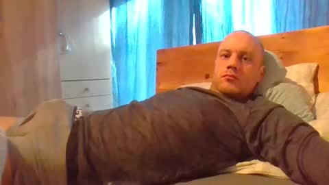 Snapshot of markus_7 chatting on February 20, 12:15 pm markus_7 online show from February 20, 12:15 pm