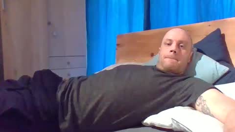 Snapshot of markus_7 chatting on March 6, 11:25 am markus_7 online show from March 6, 11:25 am